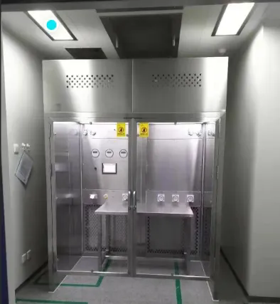 Customized Capacity Dispensing Booth Featuring H13 F6 G3 Filtration Step And F8.H13 Filters