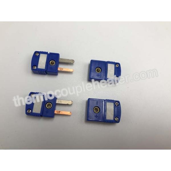 Напечатайте мужчины т миниатюрных и разъем-розеток с никелем - материалов покрытого утюга, голубого цвета