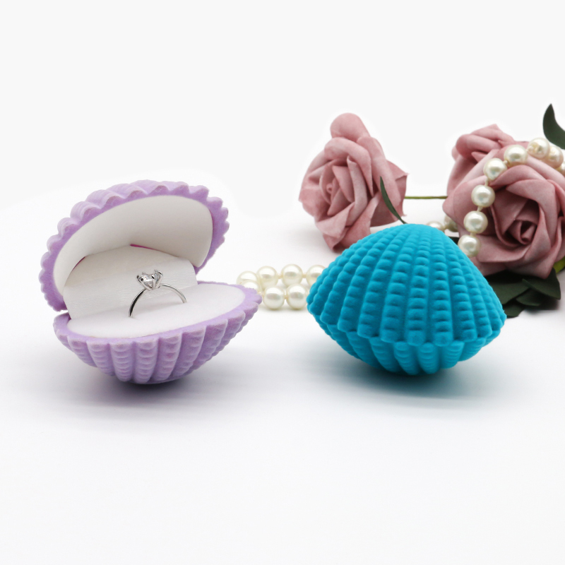 Small Luxury Velvet Jewelry Case Premium Velvet Ring Holder Elegant Packaging