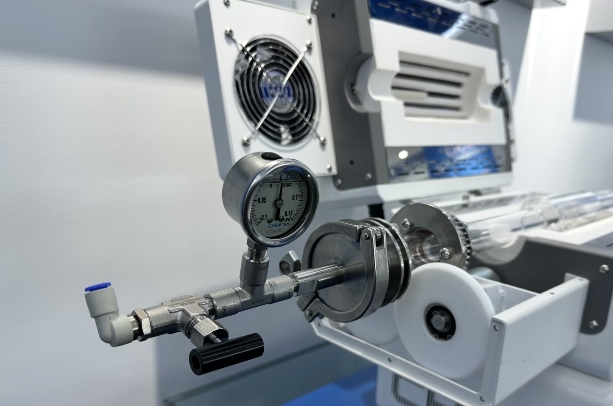 High Efficiency Laboratory Rotary Kiln with 130℃ Maximum Furnace Temperature and Large Handling Capacity for Chemical Industry