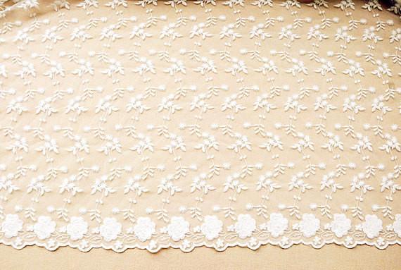 Tela de nylon bordada do laço da malha da flor branca, tela nupcial do laço do vestido do casamento