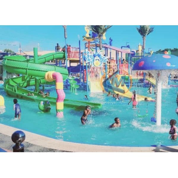 8x6m Dimension Plastic Slide Water Park Playground for Kids Family Interaction