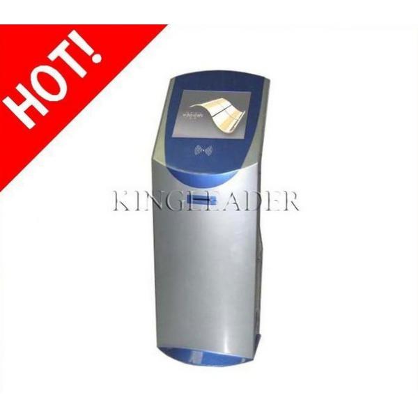Quiosco de la venta del boleto con Cardreader sin contacto y la impresora térmica