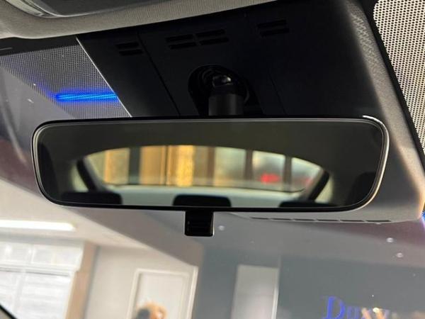 Toyota Prius U Panoramic Display Blind Spot Display Genuine 8-Inch Display Audio Toyota Safety Perception Expansion Package Full-Range TV ETC 2.0 Rear Camera Parking Support Brake