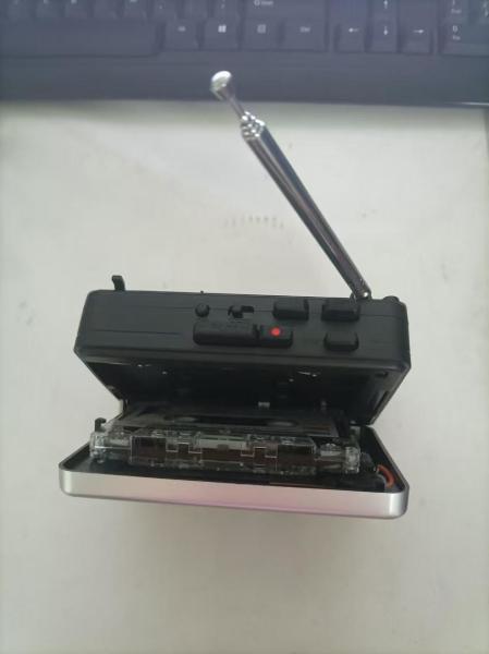 XIBOMAN FM AM Radio Enregistreur de cassettes Radio portable