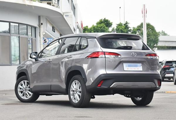 Toyota Corolla Cross 2024 2.0L  5 Door 5 Seat SUV Smart Electric Hybrid Elite Version