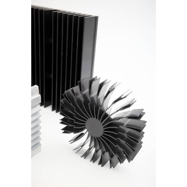Antirust Stable Aluminum Extrusion Heatsink , Automotive Extruded Aluminium Profiles