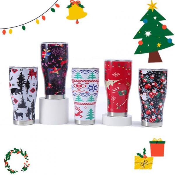 Simple Modern Leakproof Lid Double Wall Insulated Stainless Steel Christmas Tumbler 900ml Coffee Mug With Handle For Outdoors Sport Unique Curve Design