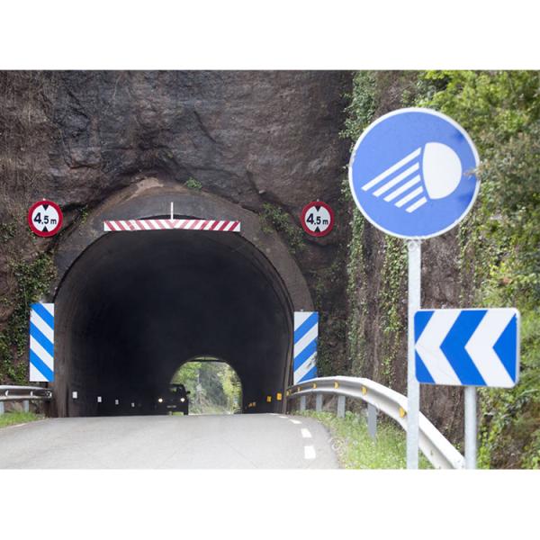 Traffic Road Aluminum Photoluminescent Signage For Tunnel
