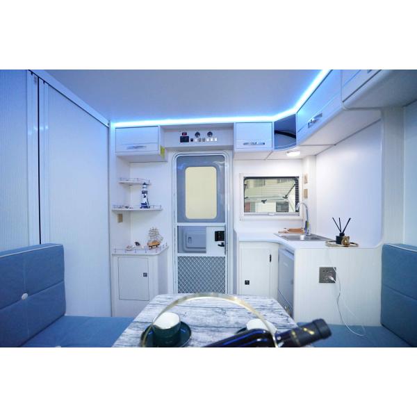 2-6 pessoas do reboque de alumínio do curso da roulotte da fibra de vidro dos reboques do curso com banheiro