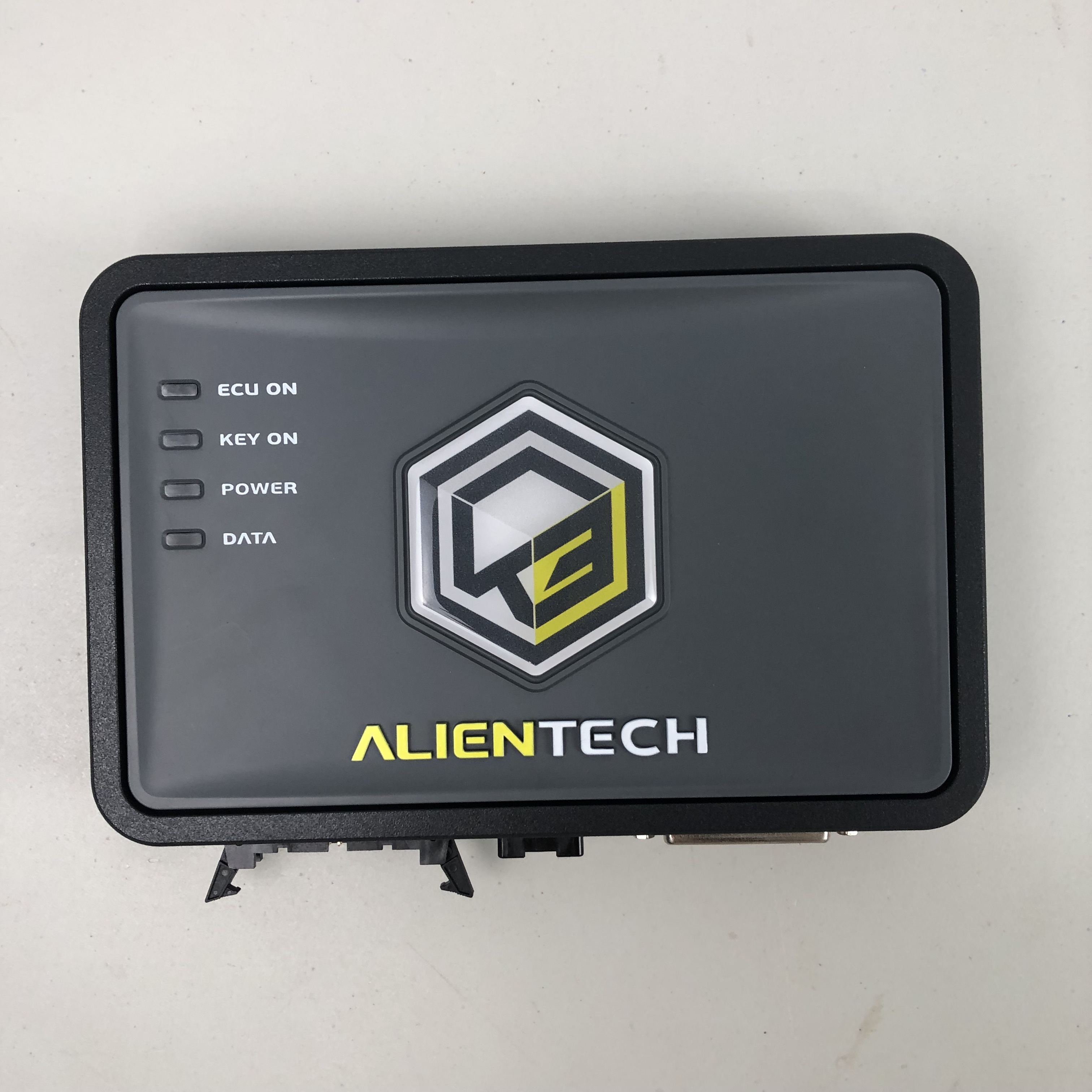 Alientech KESS V3 ECU Programmer with 10x Faster Data Transfer, 9-Language Interface, and Fiberglass Composite Enclosure