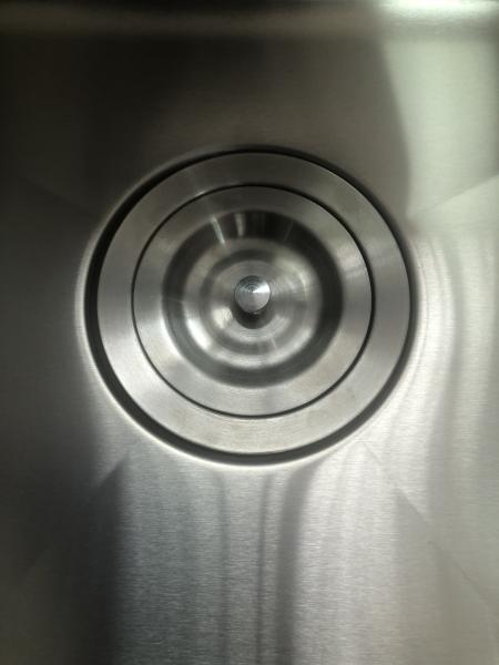 Banca da cozinha de aço inoxidável da resistência/offset de corrosão da banca da cozinha de aço inoxidável de um Undermount de 32 polegadas boa