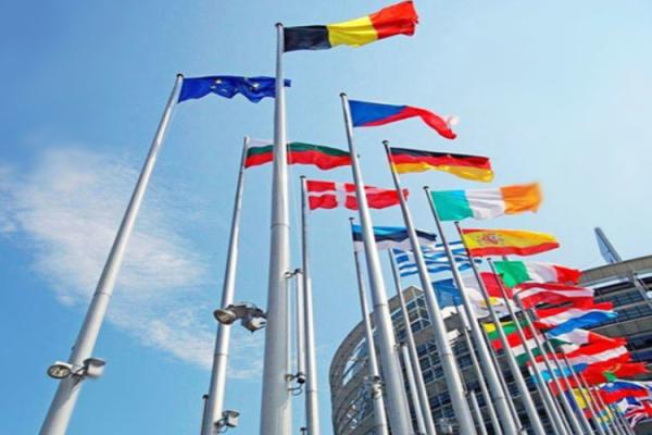 Automatic Control Stainless Steel Flagstaff Remote Distance 50M Flag Raising Time Adjustable
