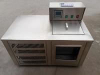 Reactor de refrigeración con tanque de agua de baja temperatura y temperatura constante
