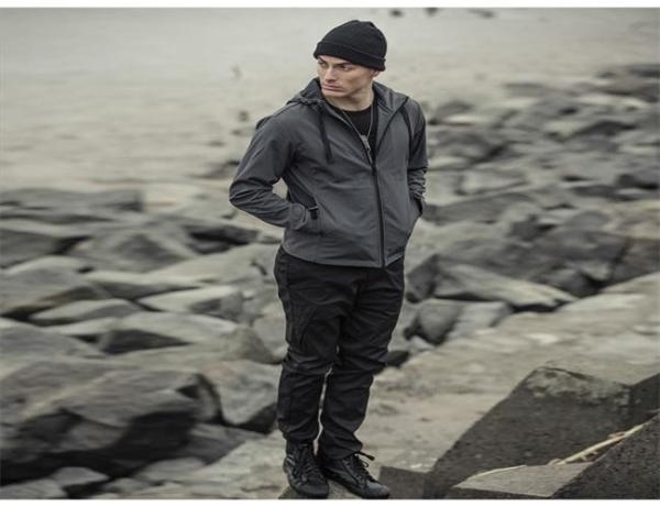 Fashion Style Hooded Custom Youth Sports Apparel Plain Dyed Technics In Black Color