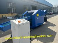 Machine de concassage de débris de tapis textiles pour débris de vinyle facile à nourrir débris de cuir synthétique déchiqueteur