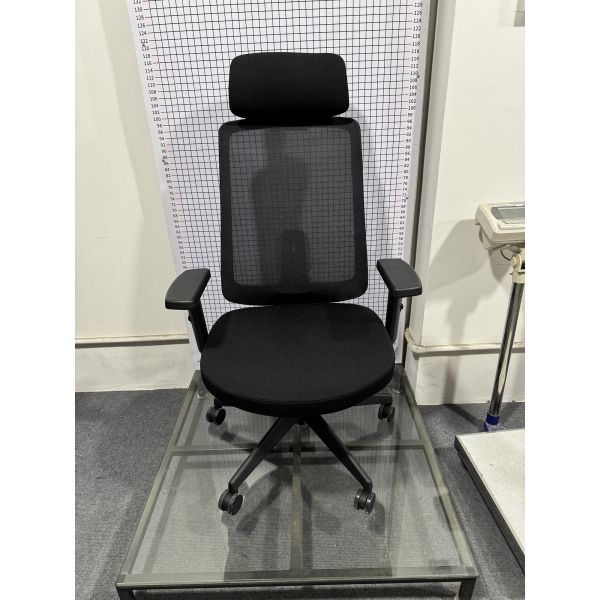 FOSHAN High Back Swivel Mesh Chair Ergonomic Executive High Back Office Chair with Footrest Luxury Office Manager Chair Free