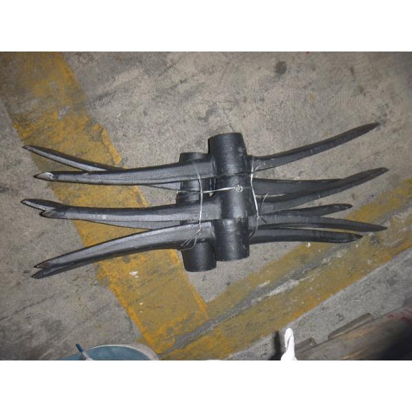 Classic Italy Model Pickaxe P410 with Customized OEM Support and 550mm Overall Length