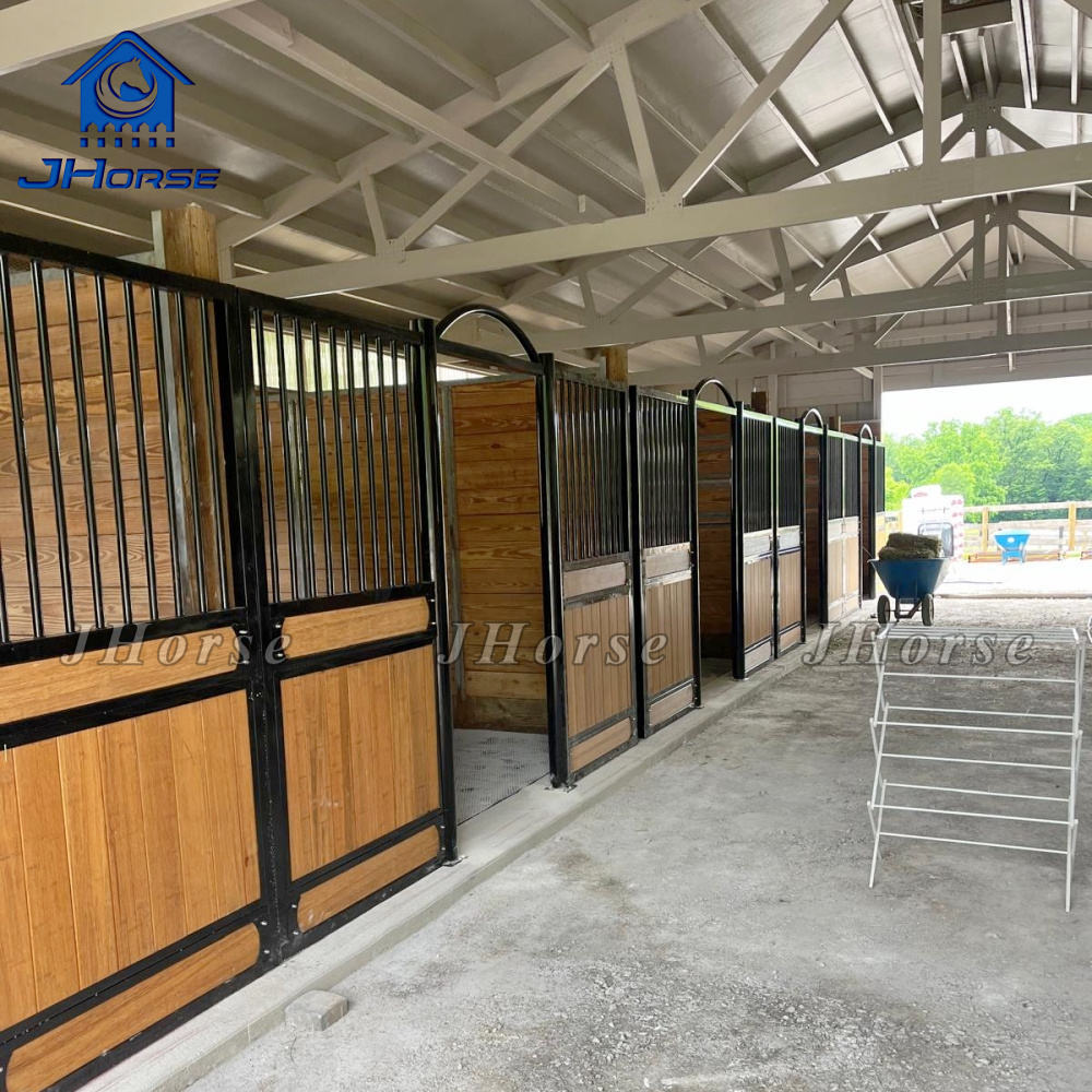 Pre Built Customized Steel Structure Horse Stable Sliding Gate Equine Box Stalls