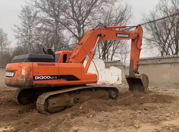 Used Doosan DX300LC Excavator with Original Hydraulic Cylinder 2001-4000 Working Hours