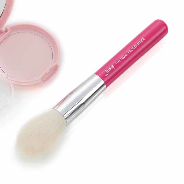 Labeled easy grip Essential Makeup Brushes Set For Makeup Lovers