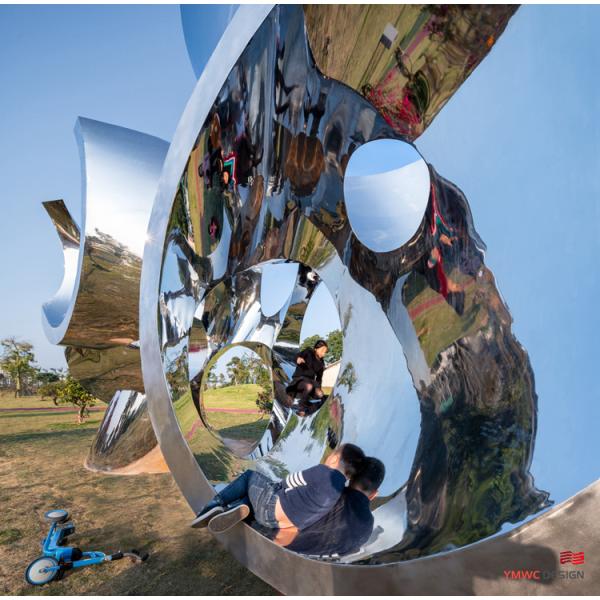 Stainless Steel Elephant Cube Sculpture Featuring Mirror Polishing for Custom Designs