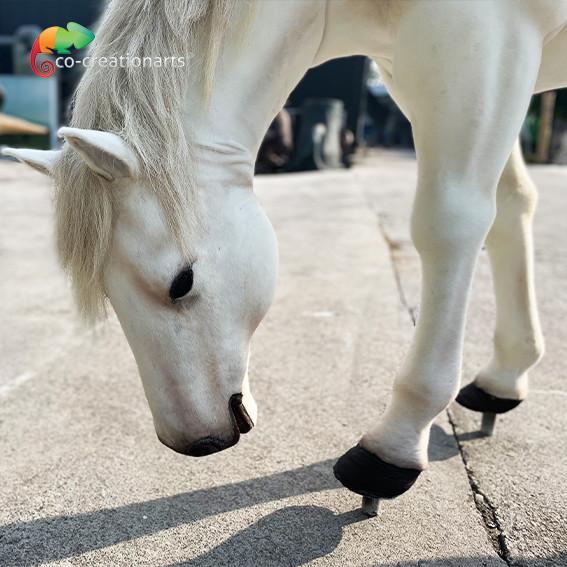 Animal Animatronic de cheval de couleur de simulation