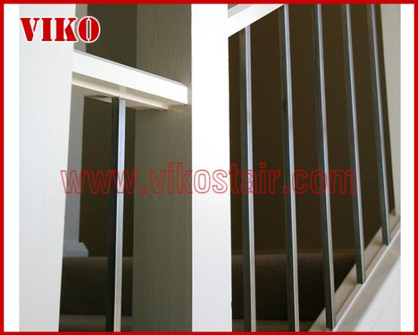 Wrought Iron Staircase VK81S  Wrought Iron Handrail Tread Beech ,Railing tempered glass, Handrail b eech Stringer,carbon