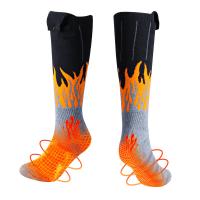 Le courant ascendant électrique d'hiver a chauffé des chaussettes lavables avec la batterie rechargeable