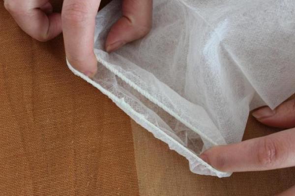 Light Weight Anti Pull Disposable Isolation Gowns Regular 20 - 40gsm Non Woven Material