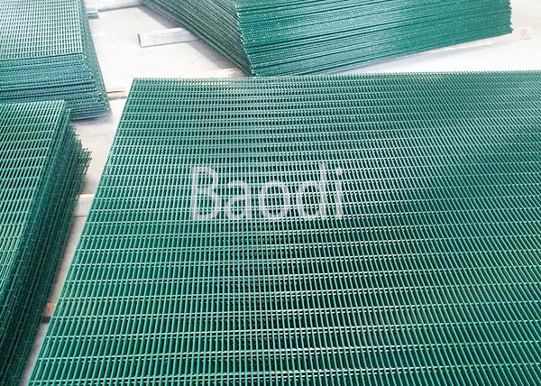 Prison Vinyl Coated Anti Climb Fence Panels , 358 Wire High Security Fencing