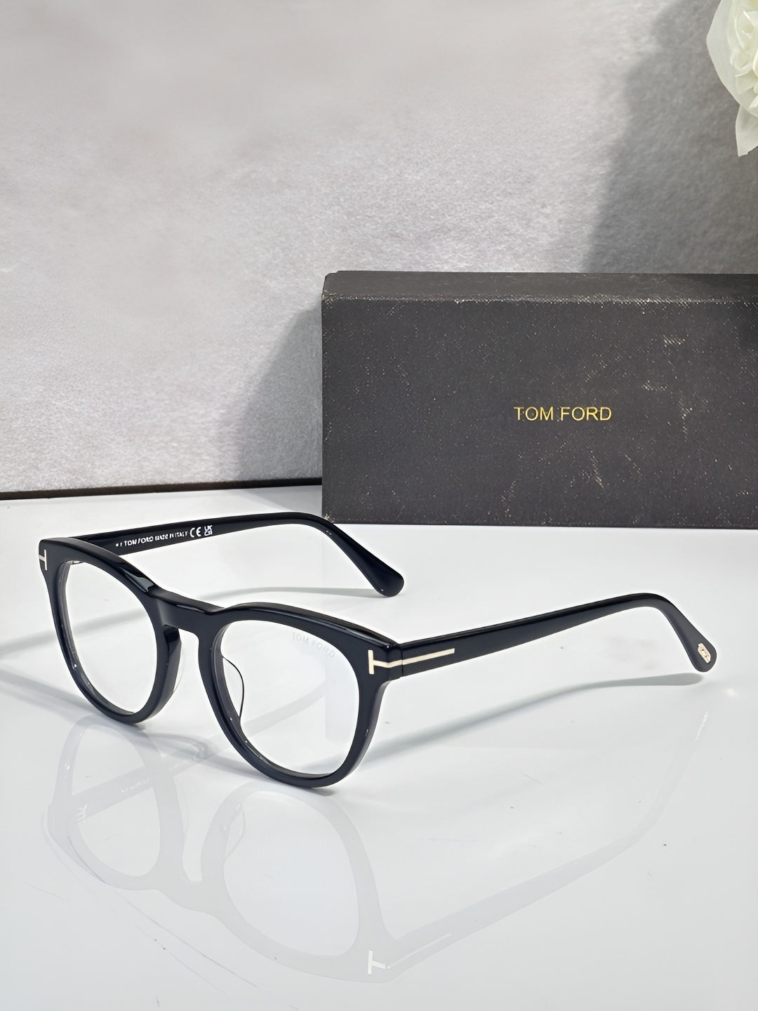 Tom Ford Round Cat Eye Optical Eyeglasses Frame with Premium Hand Polished