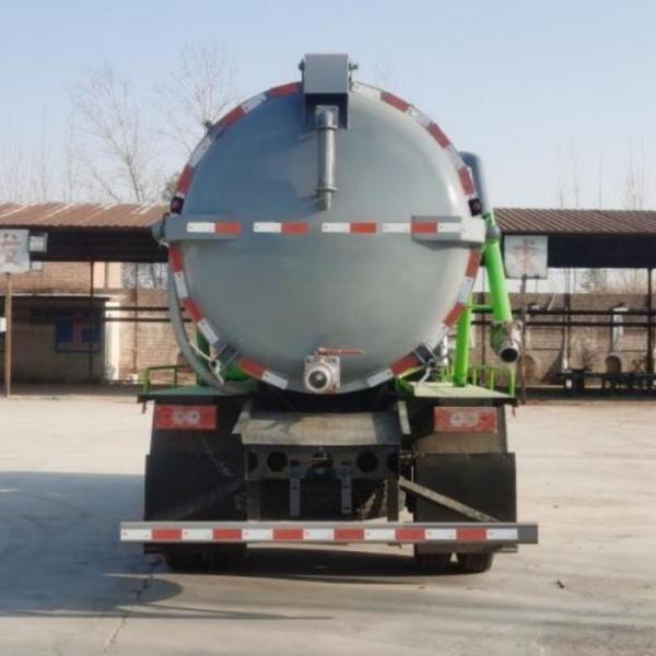 8m3 8000L 12tons Diesel Sewage Suction Truck With YCY30195-66 Engine