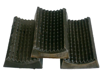 Slip Insert Rig Floor Handling Tools For Well Drilling Wear - Resistance