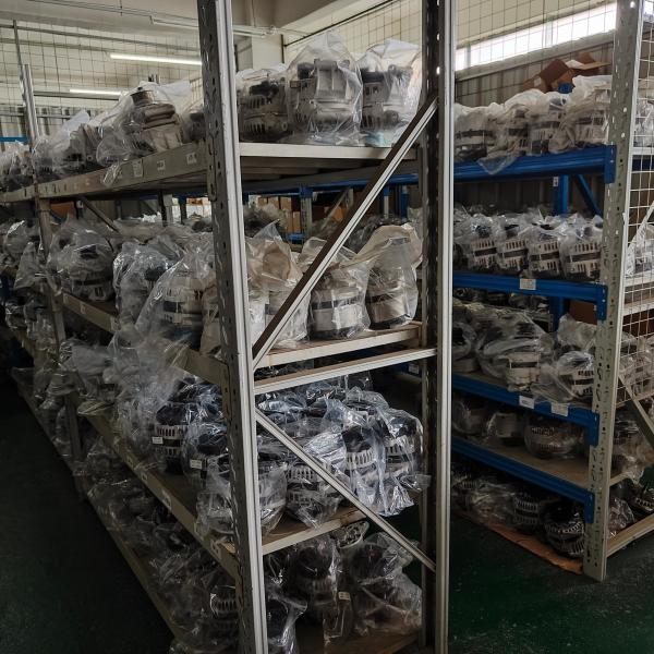 8SC3151VC 8SC3151VC-B7 Yuchai YC6A Engine Alternator 24V 120A Yutong