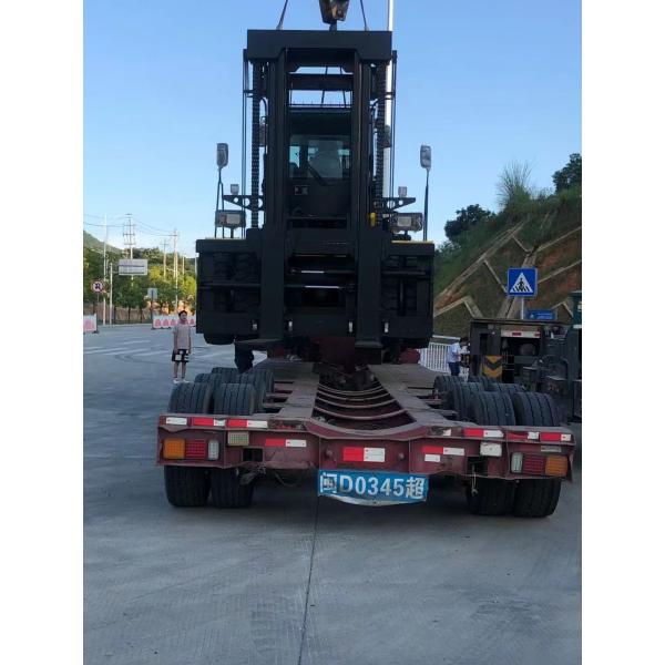 25 Ton 28 Ton Forklift Truck For Lifting Heavy Equipments And Heavy Containers