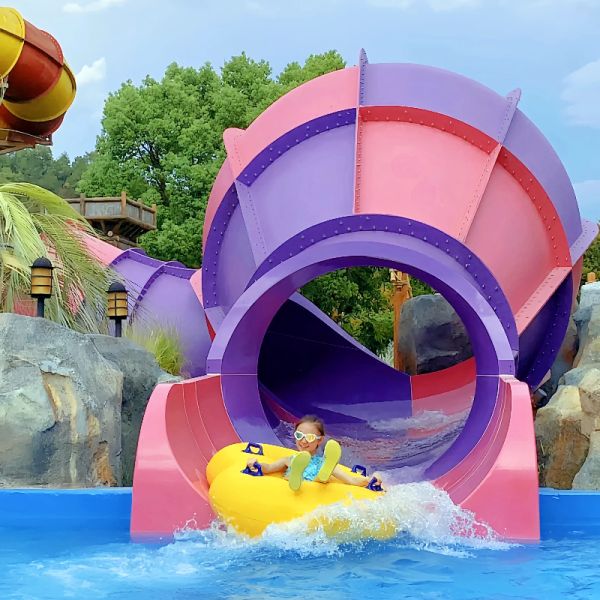 Qualitative Small Trumpet Water Slide Fiberglass Material Height Of 1.9 M Use For Adult Kid Games Aqua Park Hotels Swimming Pool