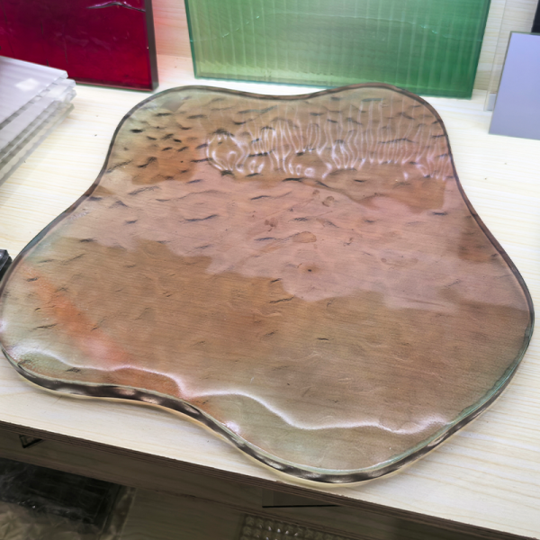Nature and Craft in Symbiosis: The Aesthetic Narrative and Scene Guide of Fused Artistic Irregular Glass