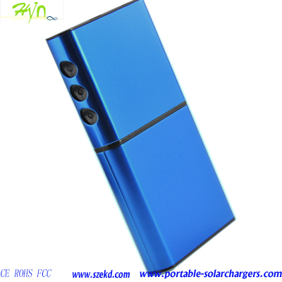 Universal Solar Panel Charger For Mobilephone With Li-ion Rechargeable Battery