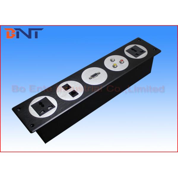 Пролом в стене 5 средств массовой информации кругов для гостиницы/дома