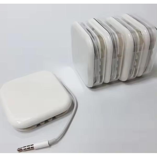 Wired Headphones 3.5mm In-ear Earbuds With Speaker and Mic for iPhone 4/5/6 Android