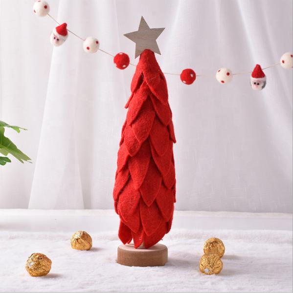 Wool Felt Material Christmas Ornament Crafts Custom Logo With Big Leaf Decoration