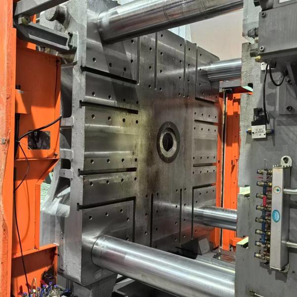 Chen Hsong máquina de moldeo por inyección horizontal 1200KN ahorro de energía de producción eficiente