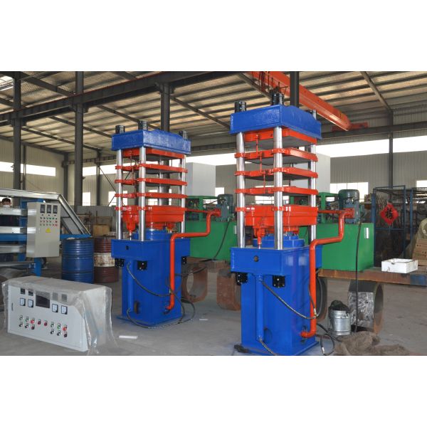 Column Type Table Tennis Racket Vulcanizing Machine with 1.40 MN Clamping Force, 220°C Heating Temperature, and Full-Automatic Control