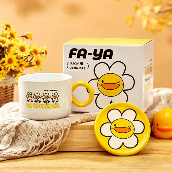 Wholesale Mugs Suitable For Couples Children Girls Use Large Capacity Ceramic Mug With Lid Office Home Creative Coffee