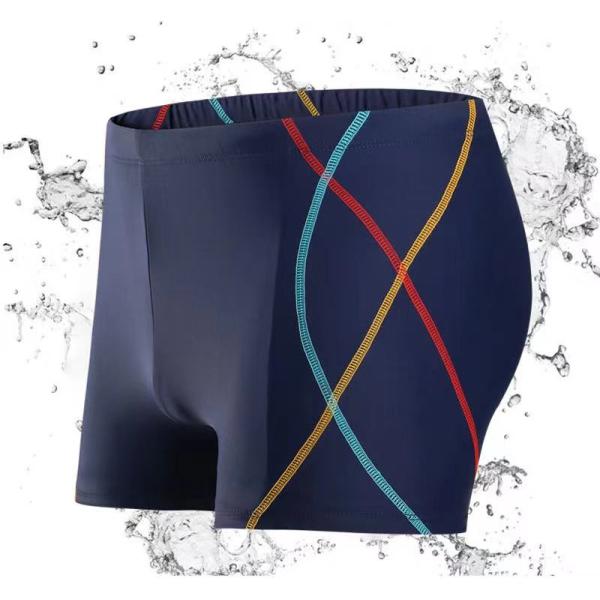 Заплыв тренировки пляжа отдыха замыкает накоротко костюмы людей горячего источника боксера плавая тренируя