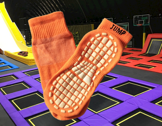Sky Zone Anti Slip Trampoline Safety Socks , Orange Breathable Grip Socks With Rubber Soles