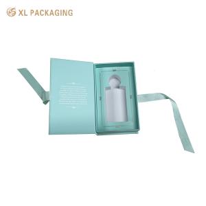オーダーメイド 贅沢品 化粧品 包装 刺身ロゴ付きサテン製布団 硬い紙箱&カスタム形 ブランド発売に最適 ギフトセット 贅沢品 美容小売