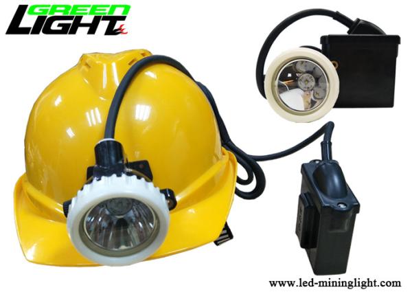 ABS Material Rechargeable LED Headlamp 10000lux Brightness 16 Hours Lighting Time