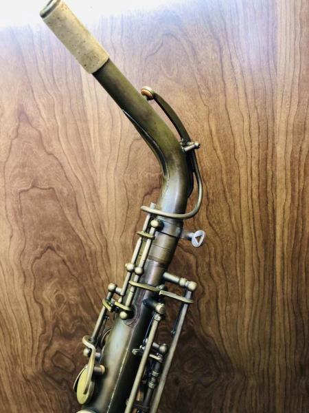Fast Delivery Eb Sax Chinese Best Quality Professional Alto saxophone OEM Electric Saxophone Aerophone Mini Digital Wind
